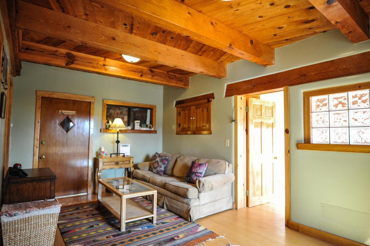 Heart And Wings Retreat Center